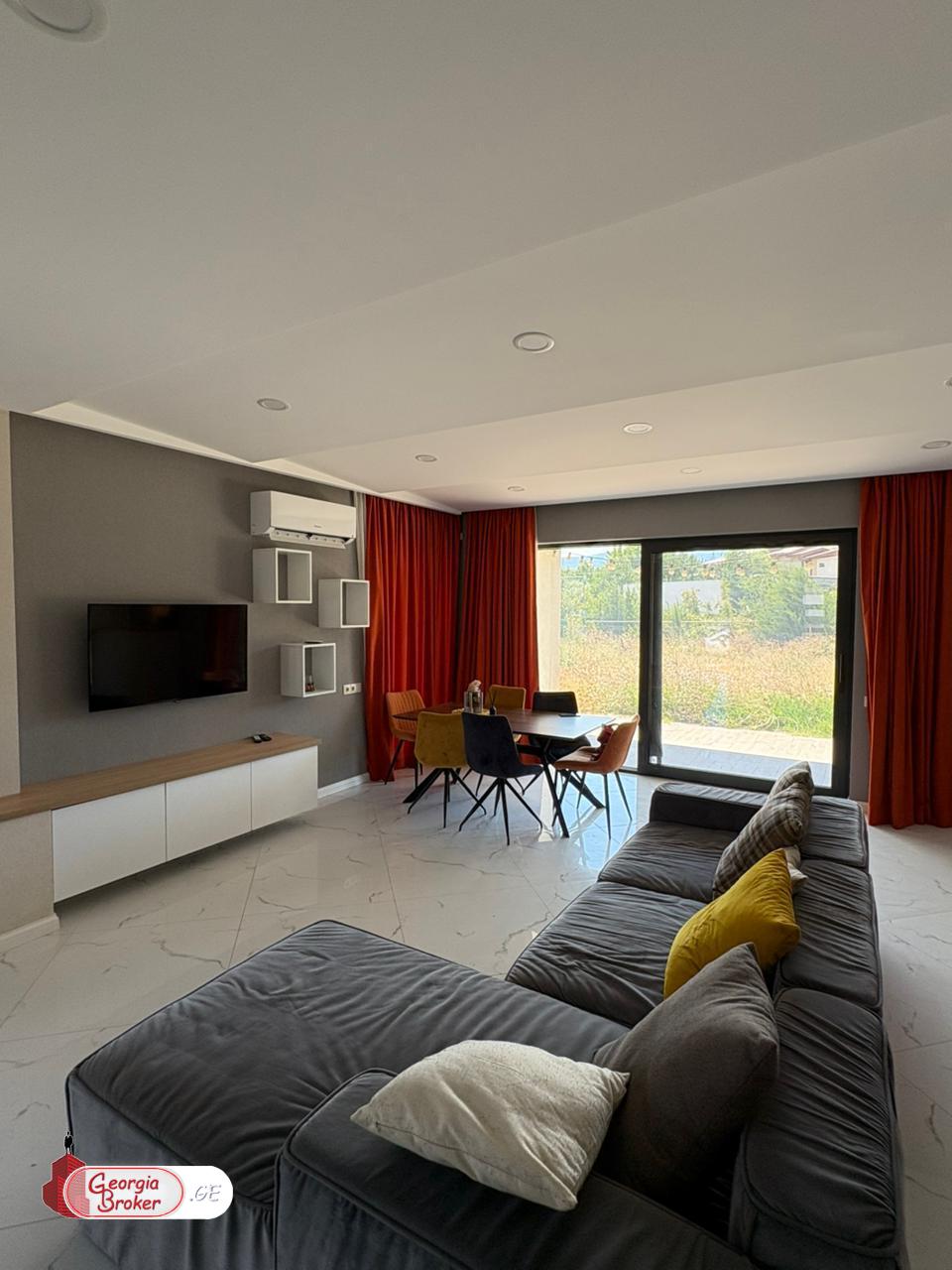 nearly repaired 12-room house for sale